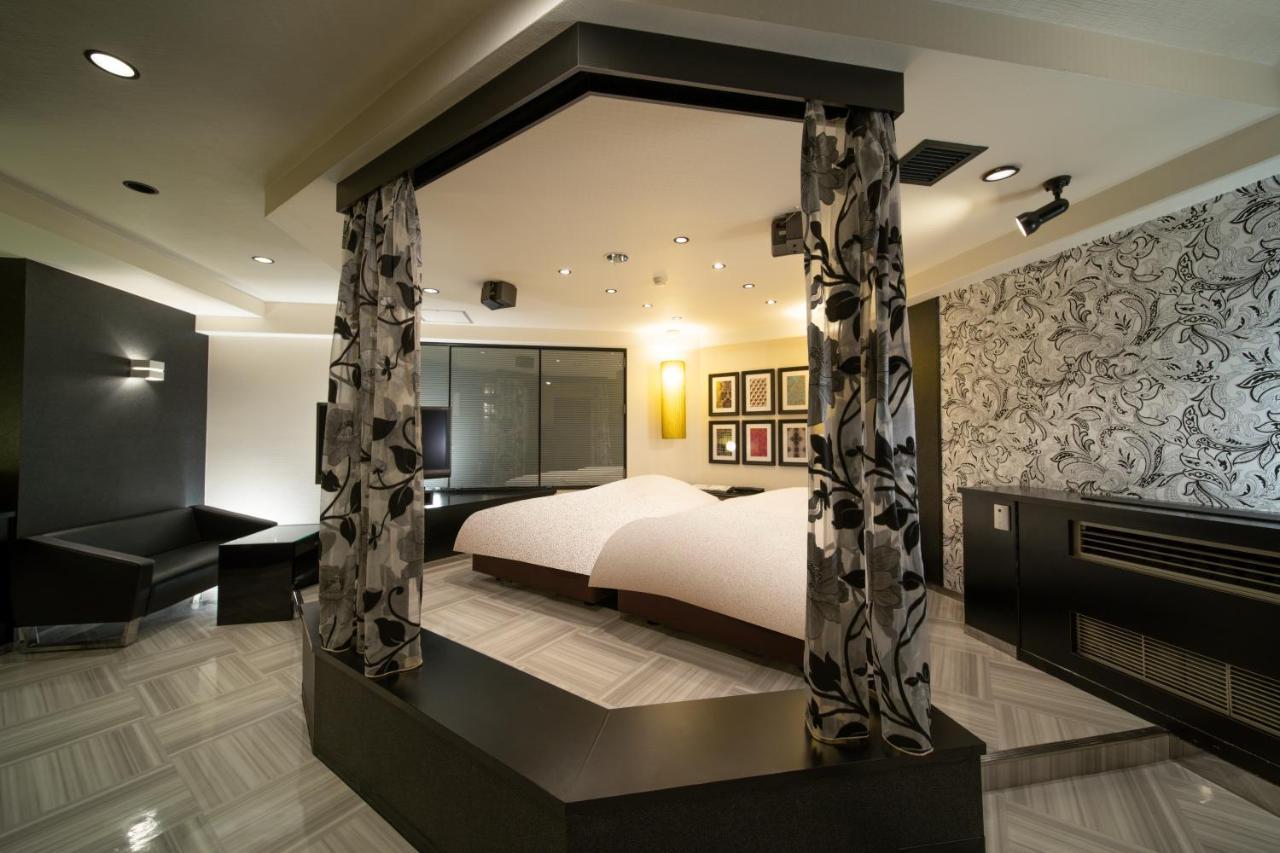 Royal Hotel Uohachi Bettei Огаки Екстериор снимка